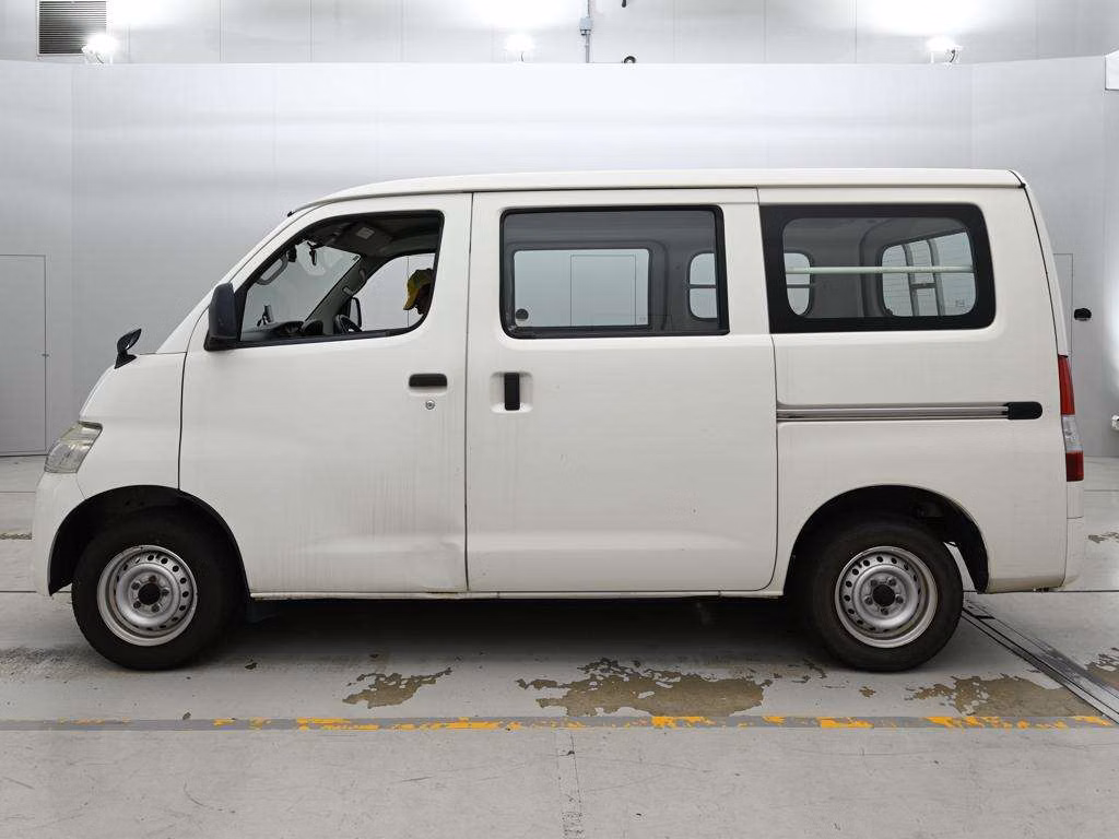 TOYOTA LITE ACE