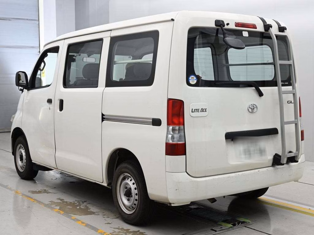 TOYOTA LITE ACE