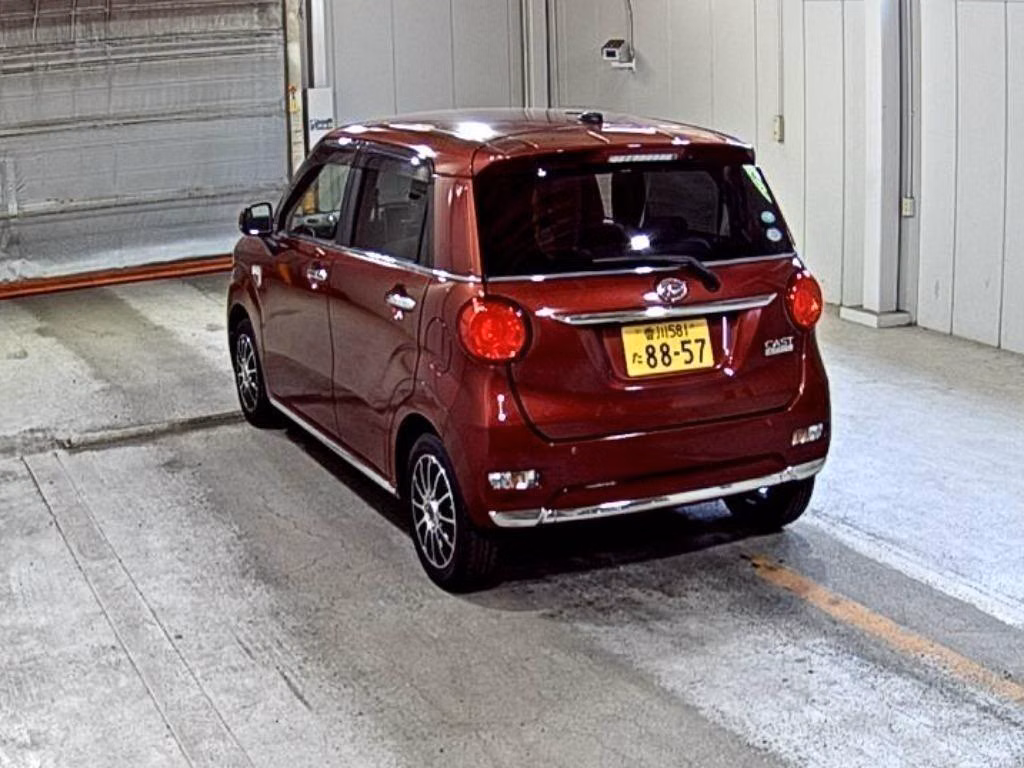 DAIHATSU CAST
