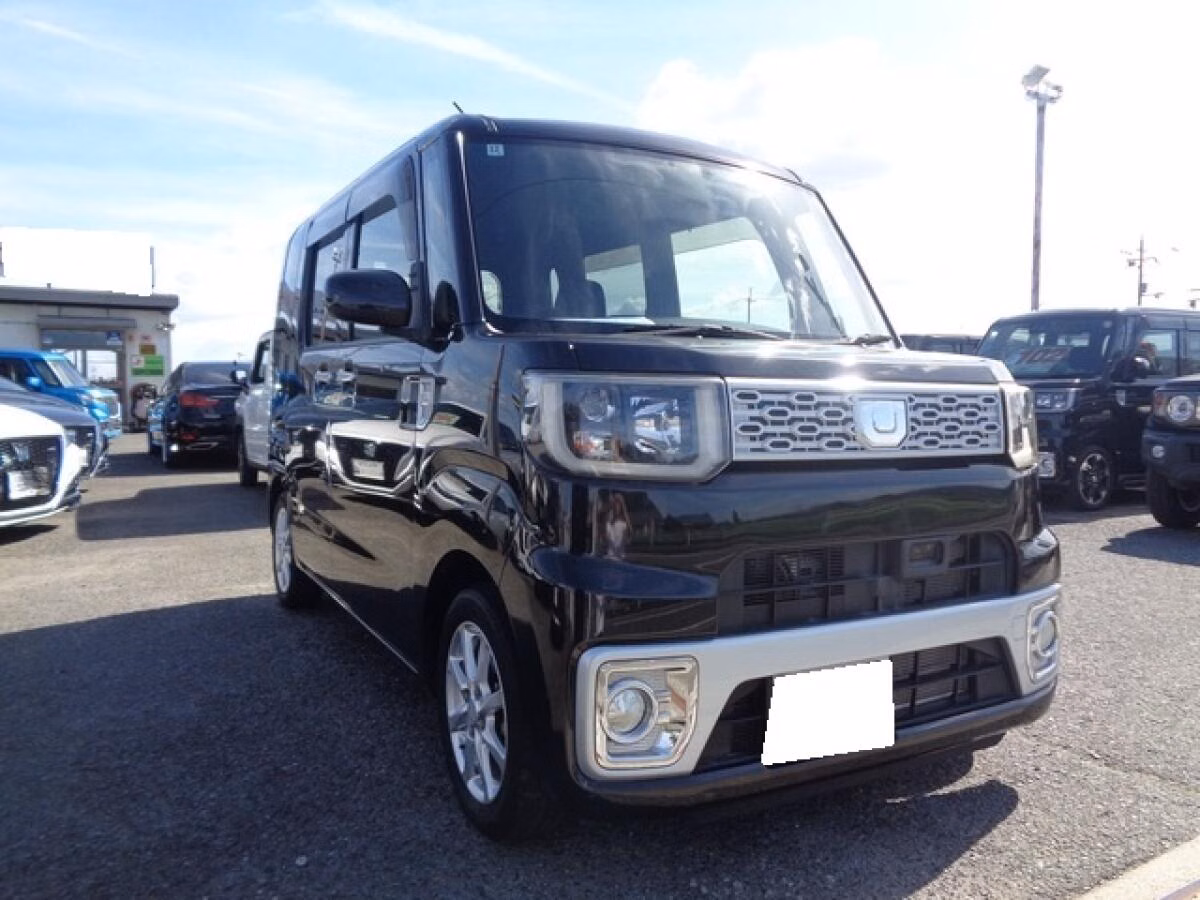 DAIHATSU WAKE