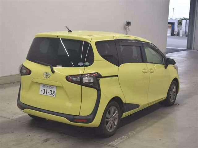 TOYOTA SIENTA