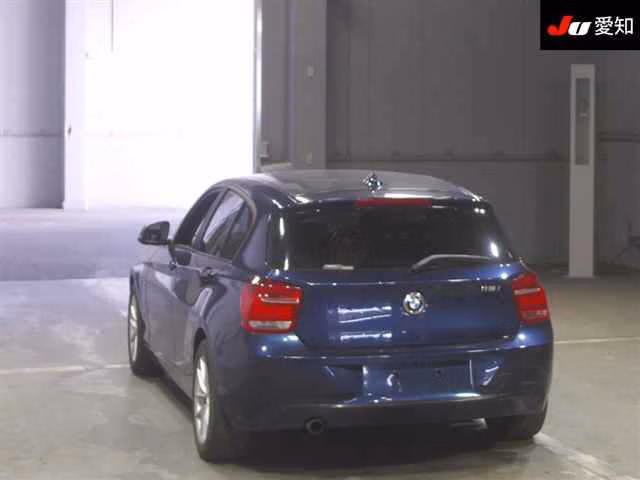 BMW 1-SERIES
