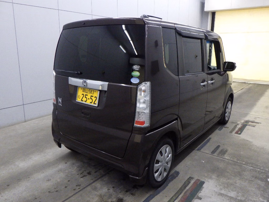 HONDA N-BOX
