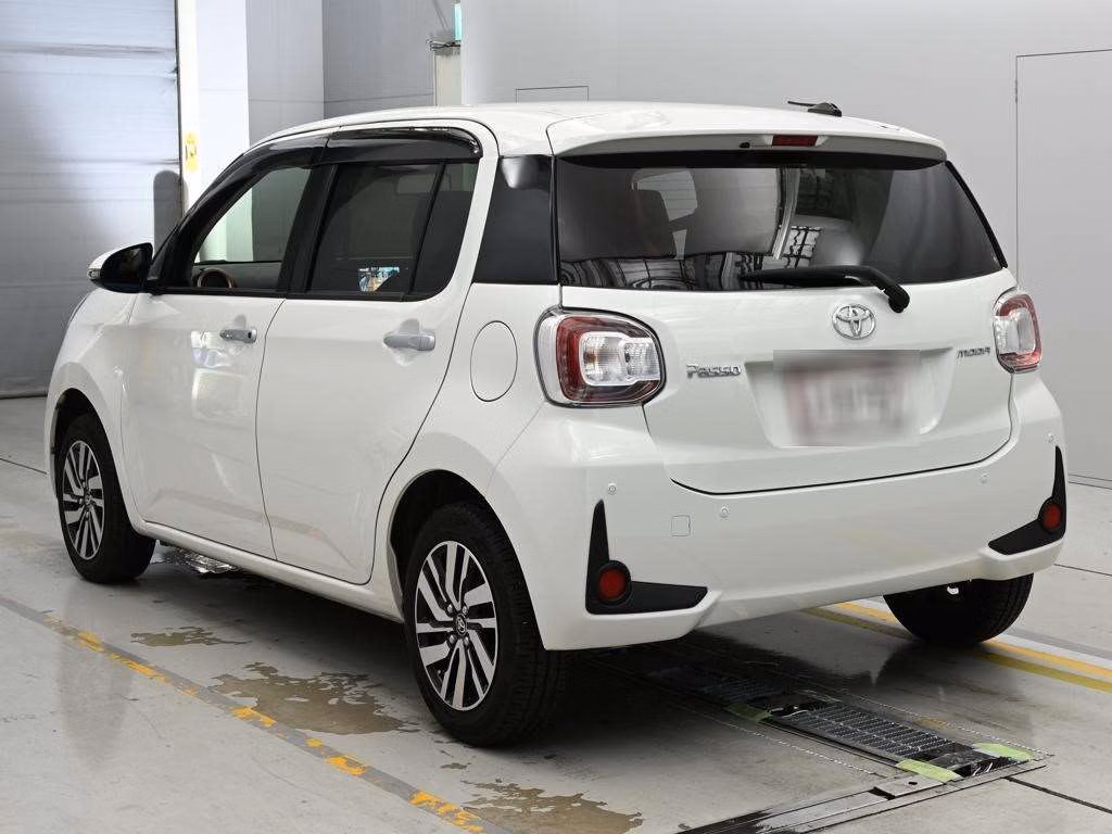 TOYOTA PASSO