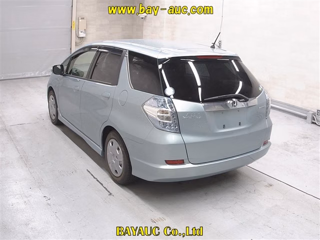 HONDA FIT SHUTTLE