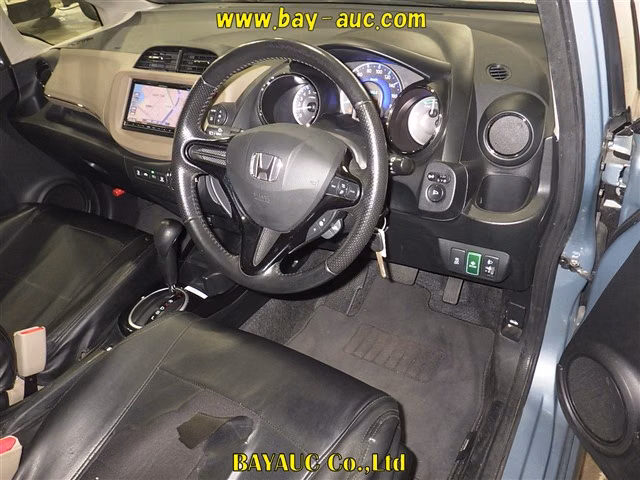 HONDA FIT SHUTTLE