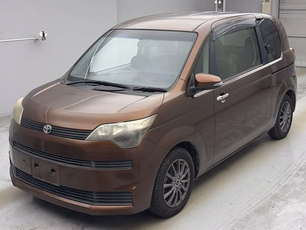 TOYOTA SPADE