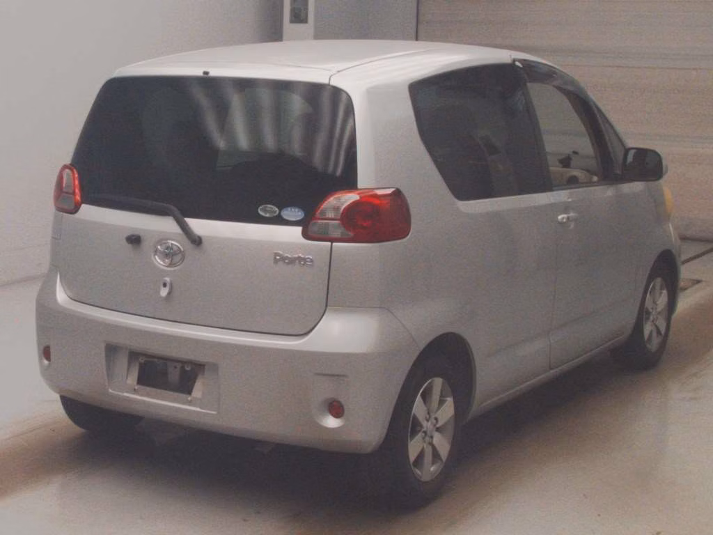 TOYOTA PORTE