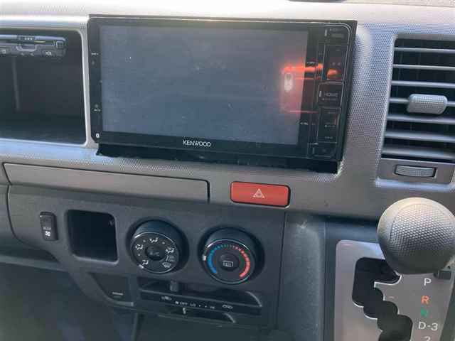 TOYOTA REGIUS ACE