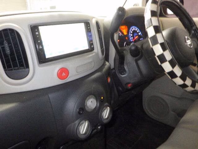 NISSAN CUBE