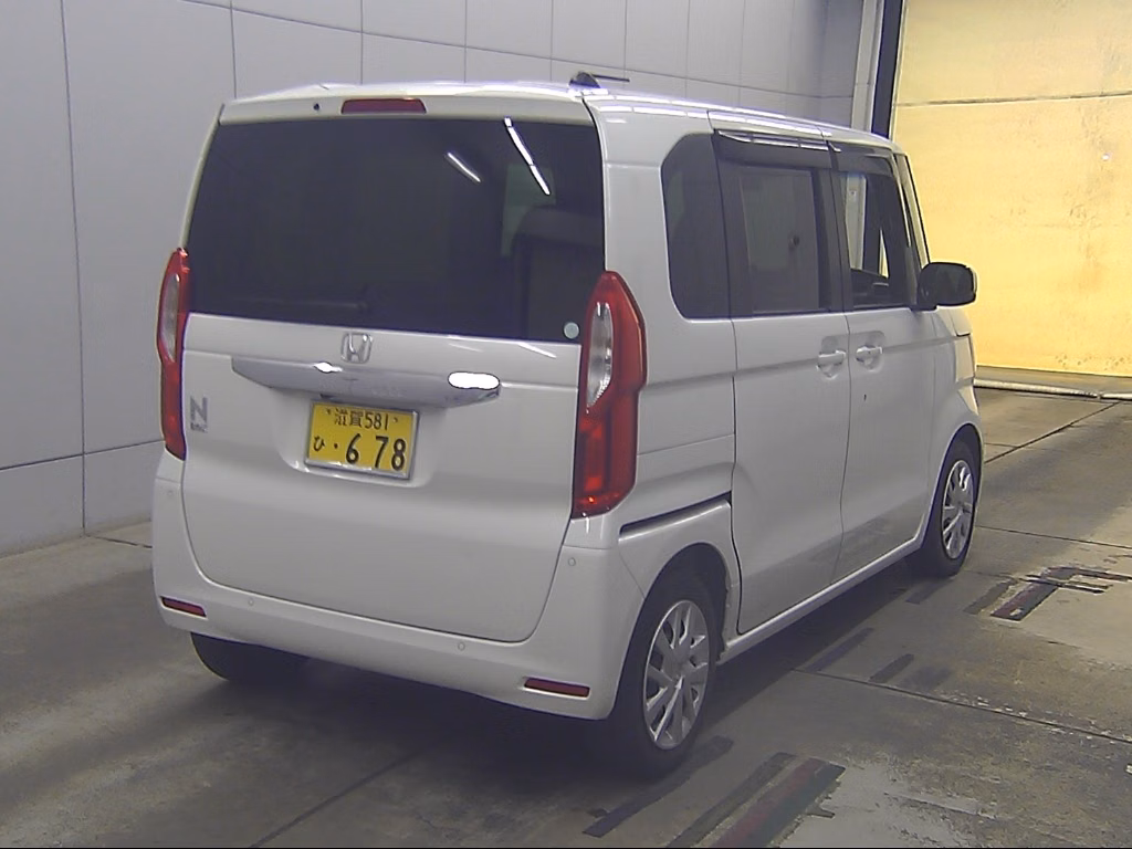 HONDA N-BOX
