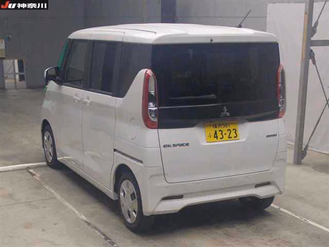 MITSUBISHI EK SPACE