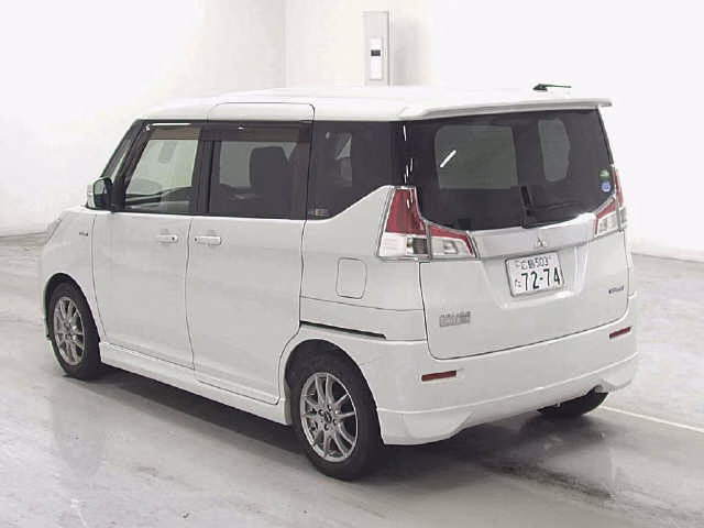 MITSUBISHI DELICA D:2