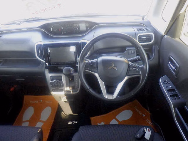 MITSUBISHI DELICA D:2