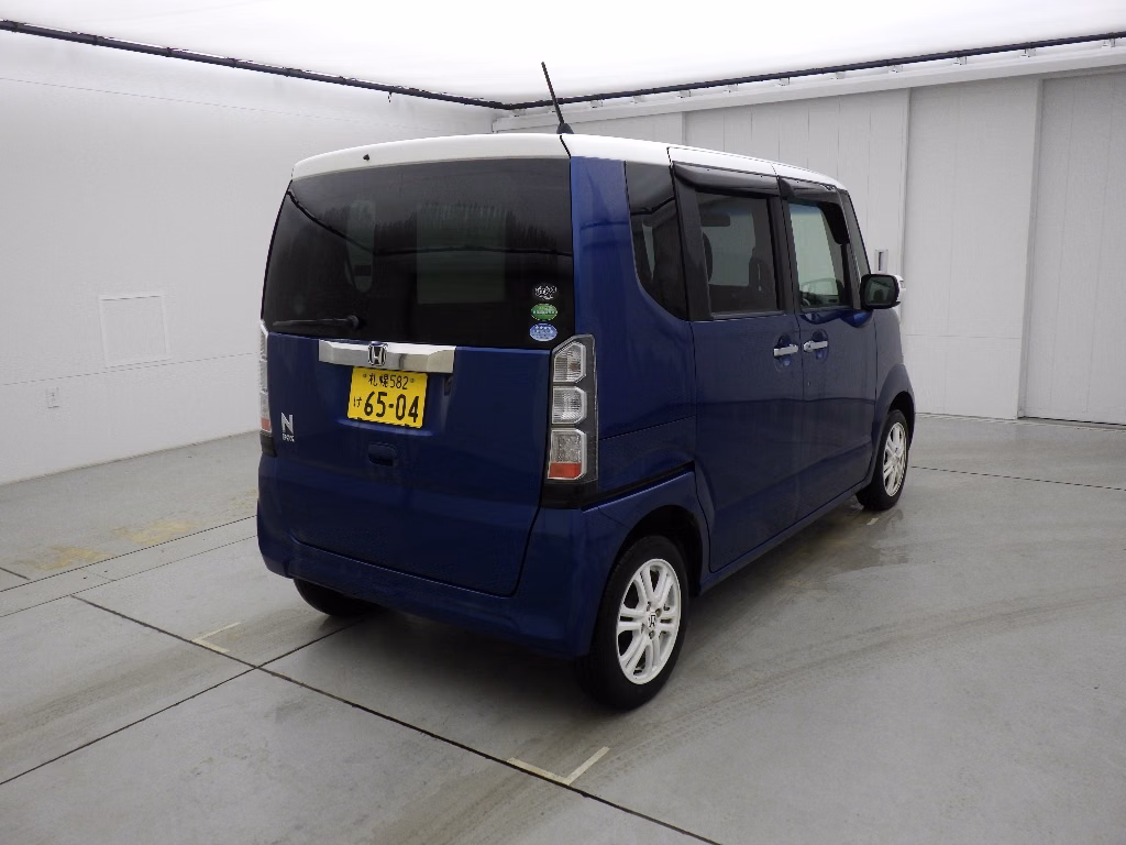 HONDA N-BOX