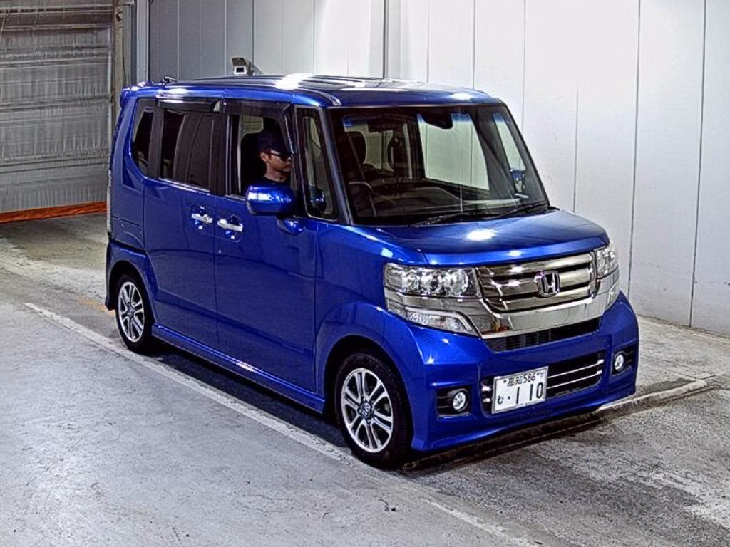 HONDA N-BOX
