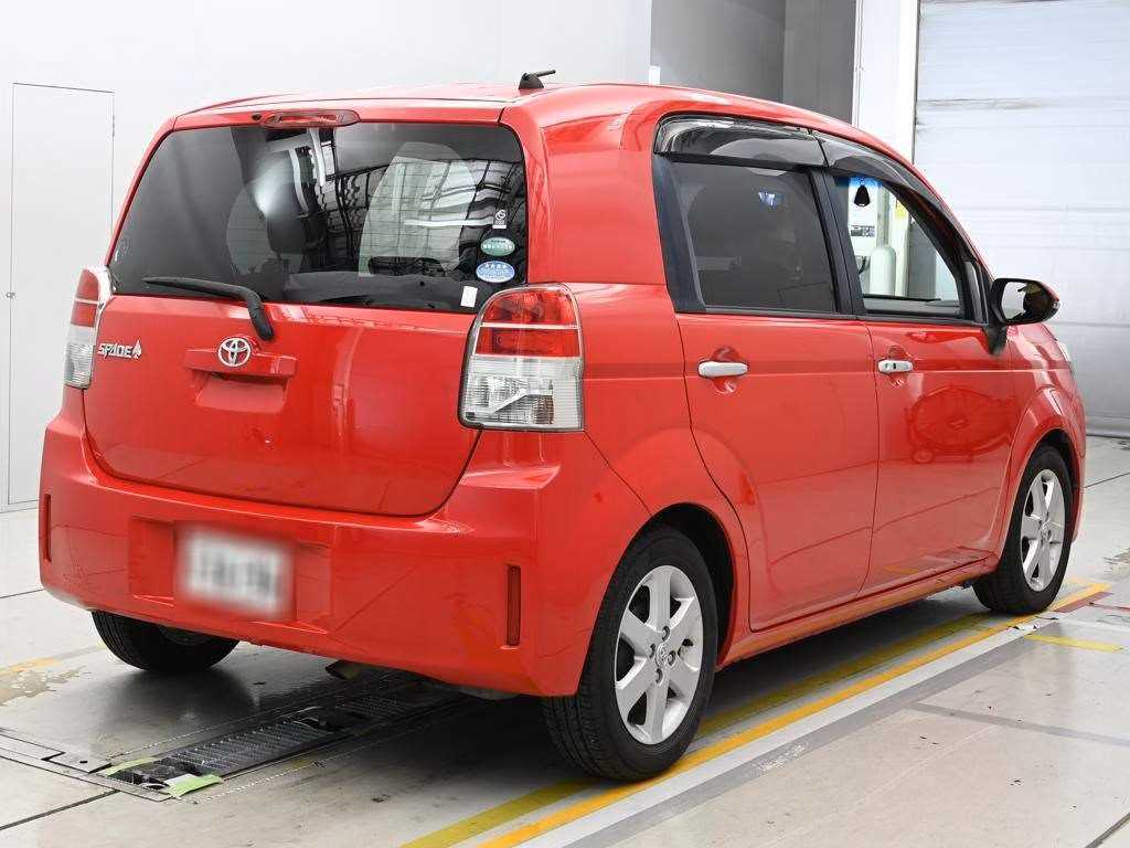 TOYOTA SPADE
