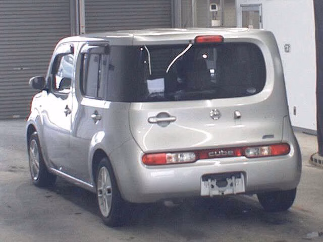 NISSAN CUBE
