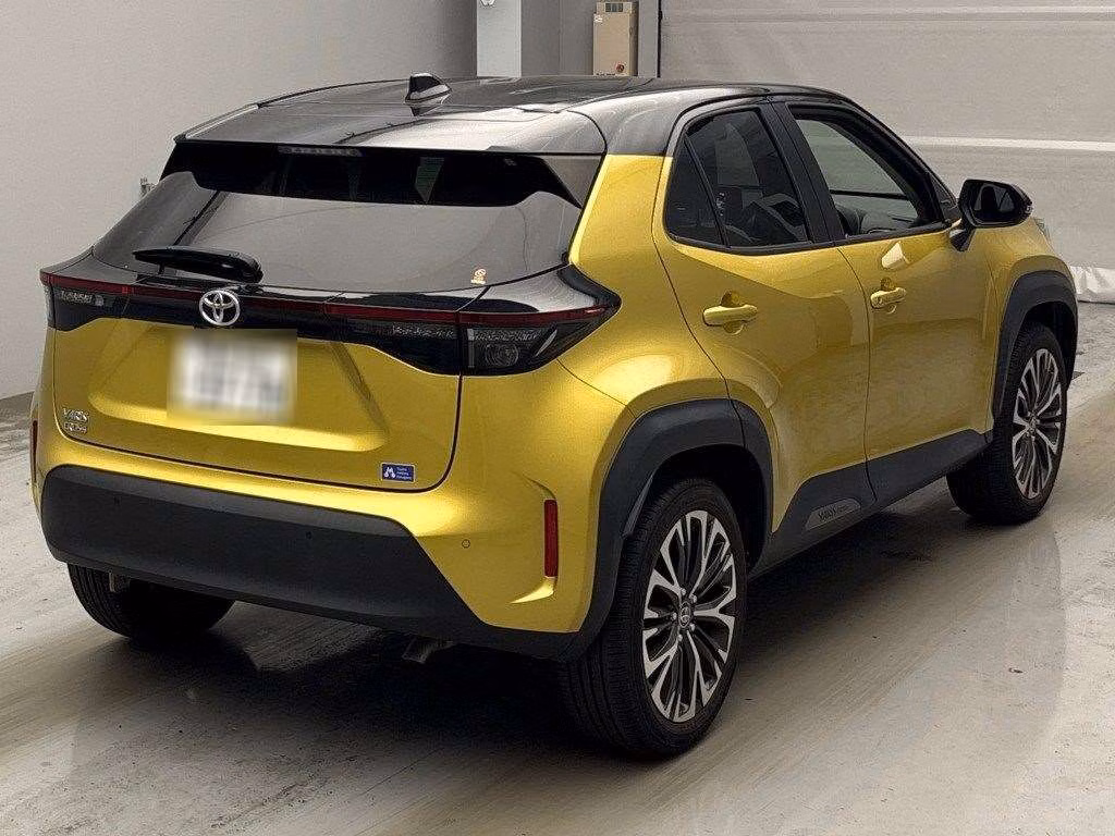 TOYOTA YARIS CROSS
