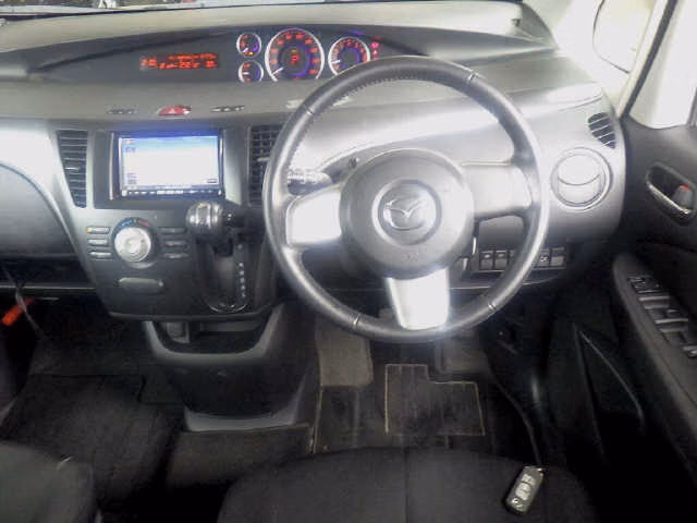 MAZDA BIANTE