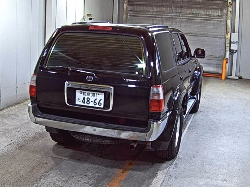 TOYOTA HILUX SURF
