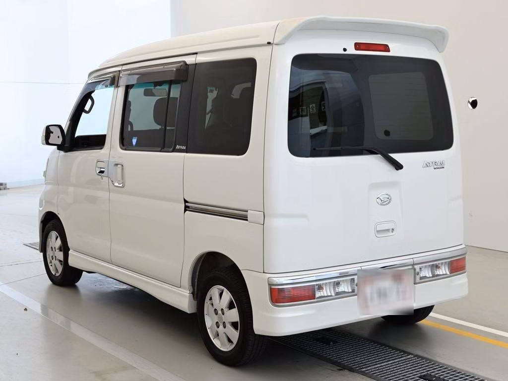 DAIHATSU ATRAI