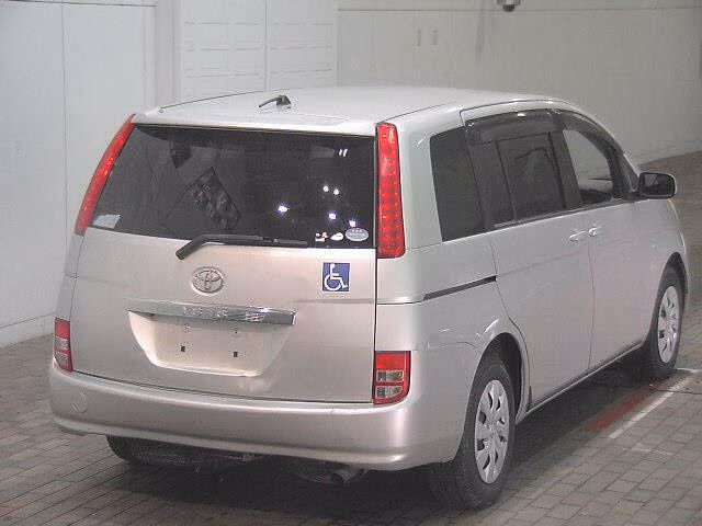 TOYOTA ISIS