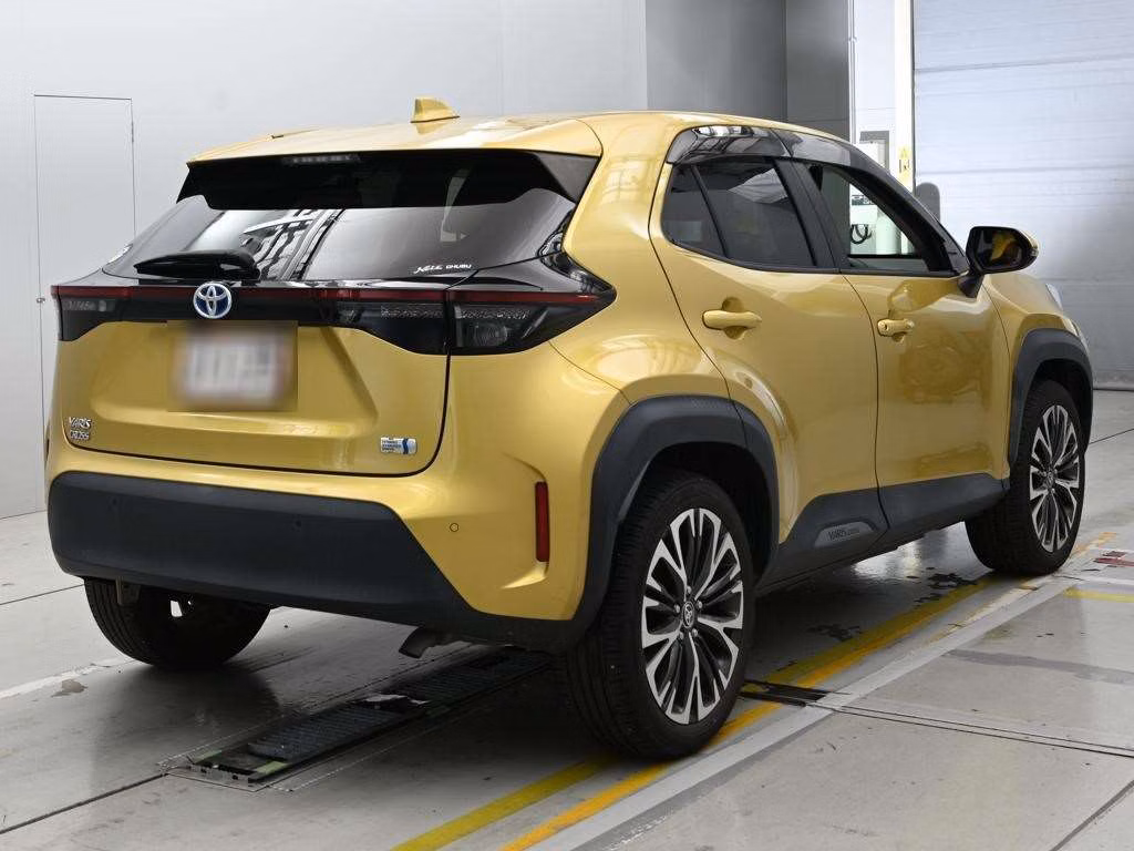 TOYOTA YARIS CROSS
