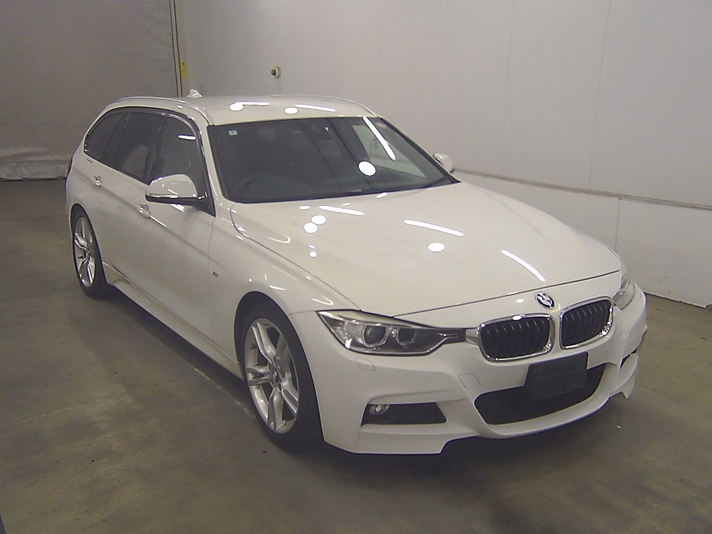 BMW 3-SERIES