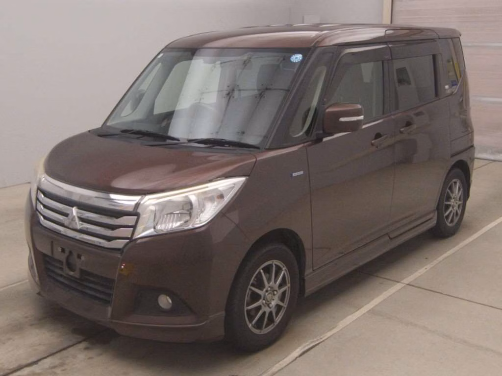 MITSUBISHI DELICA D:2