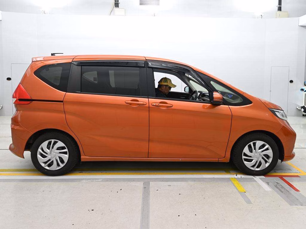 HONDA FREED+