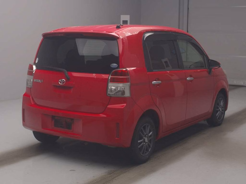 TOYOTA SPADE