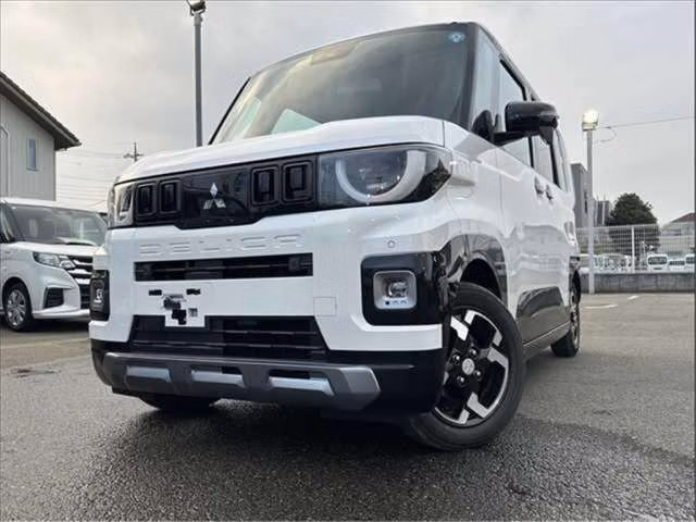 Mitsubishi Delica Mini