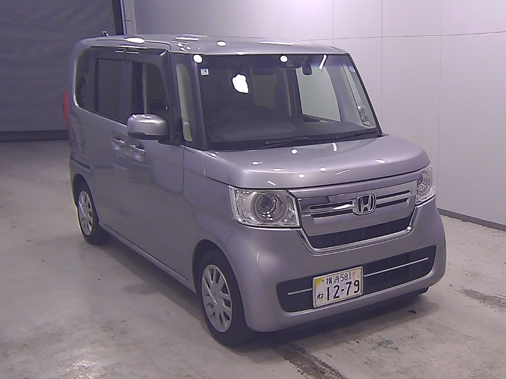 HONDA N-BOX
