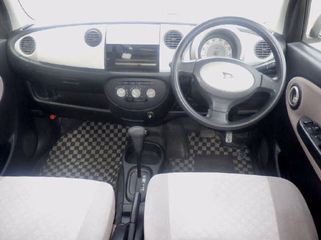 DAIHATSU MIRA GINO