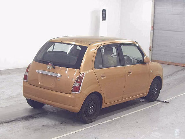 DAIHATSU MIRA GINO