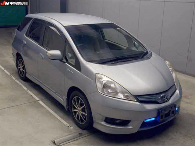 HONDA FIT SHUTTLE