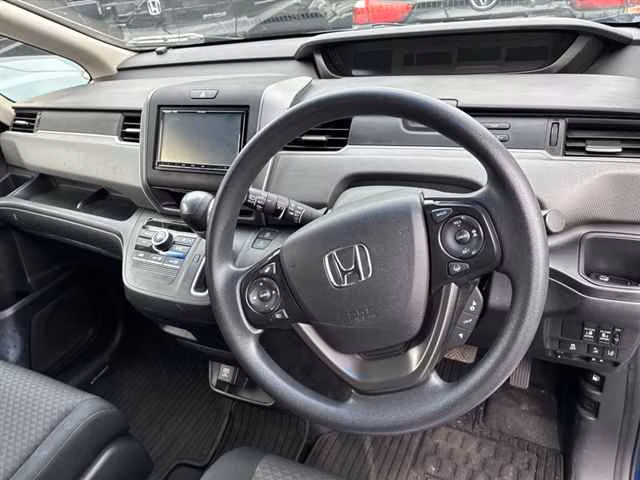HONDA FREED+