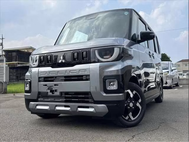Mitsubishi Delica Mini