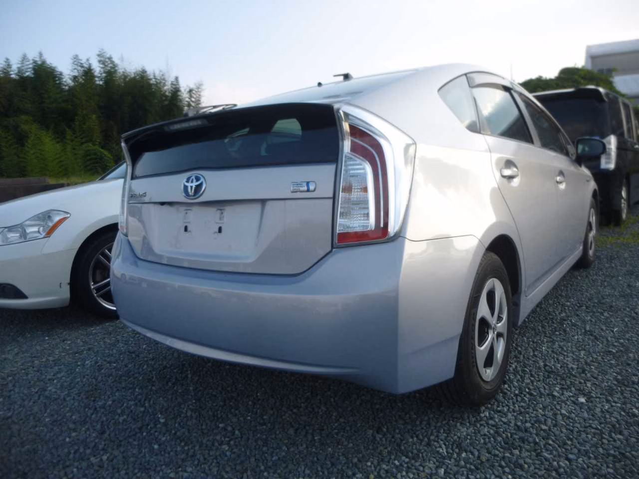 TOYOTA PRIUS
