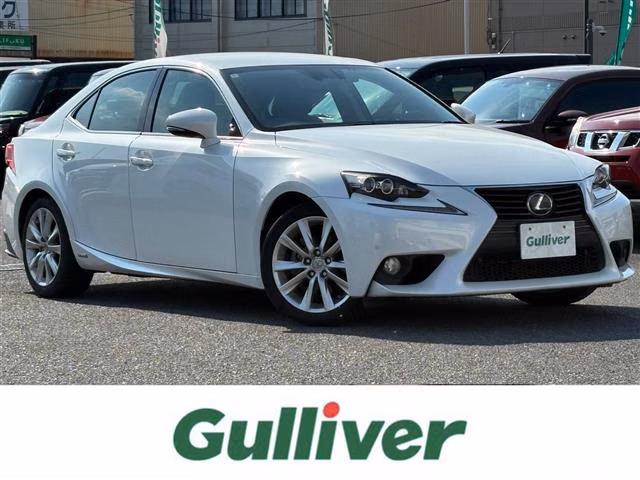 Lexus IS300h