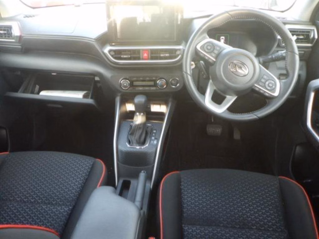 DAIHATSU ROCKY