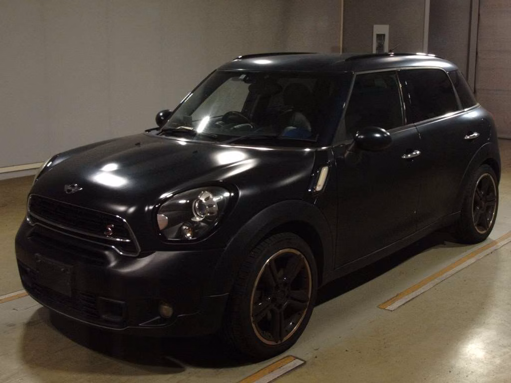 MINI CROSSOVER