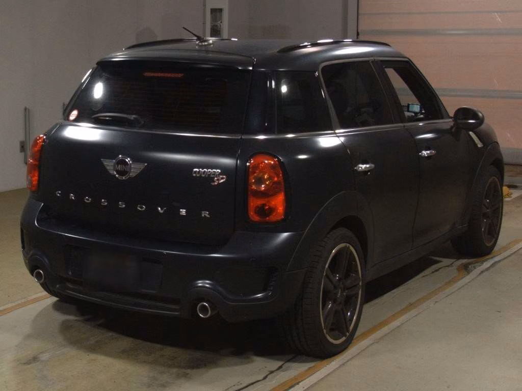 MINI CROSSOVER