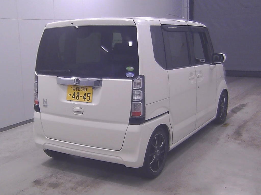 HONDA N-BOX