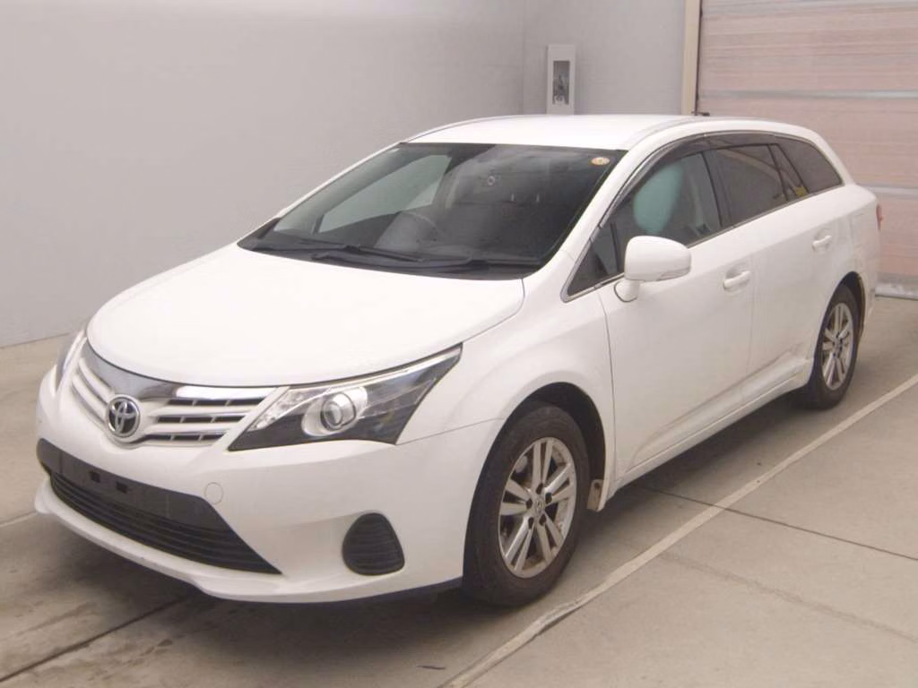 TOYOTA AVENSIS