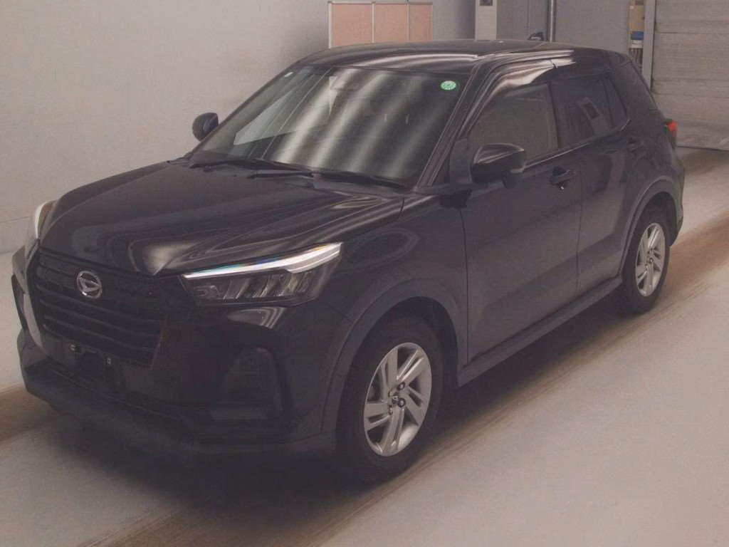 DAIHATSU ROCKY
