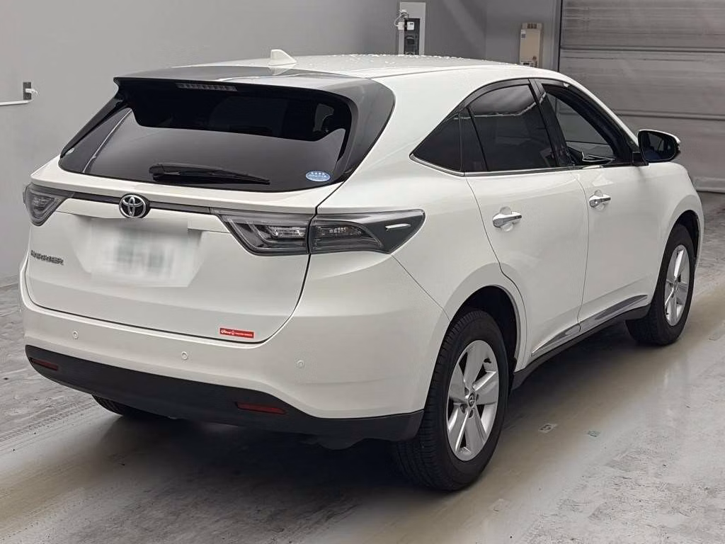 TOYOTA HARRIER