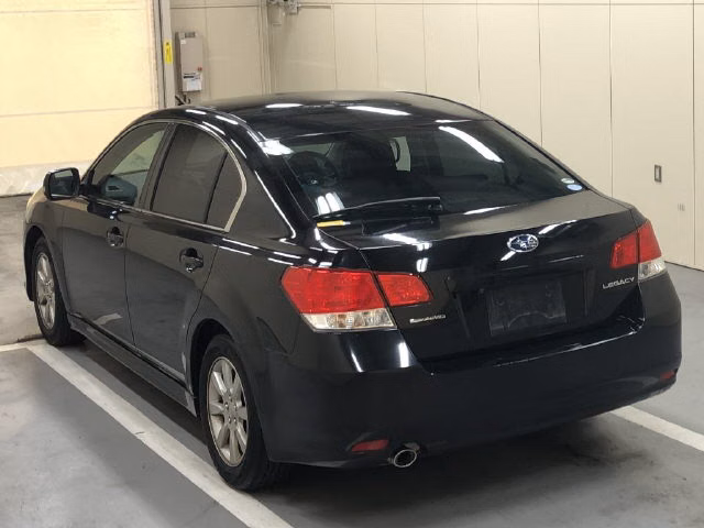 SUBARU LEGACY B4