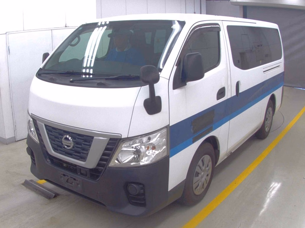 NISSAN NV350 CARAVAN
